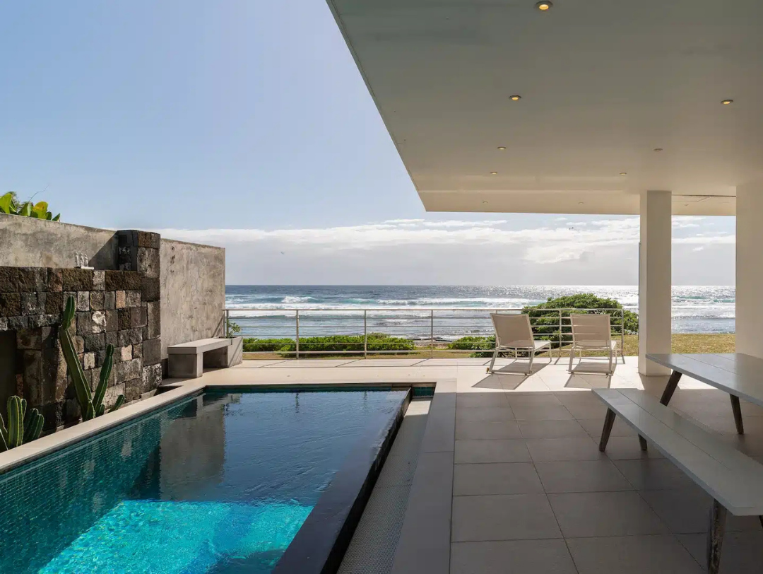Oceanfront muse villas in Mauritius with private pool