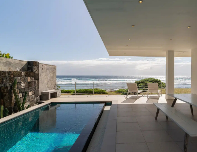 Oceanfront muse villas in Mauritius with private pool