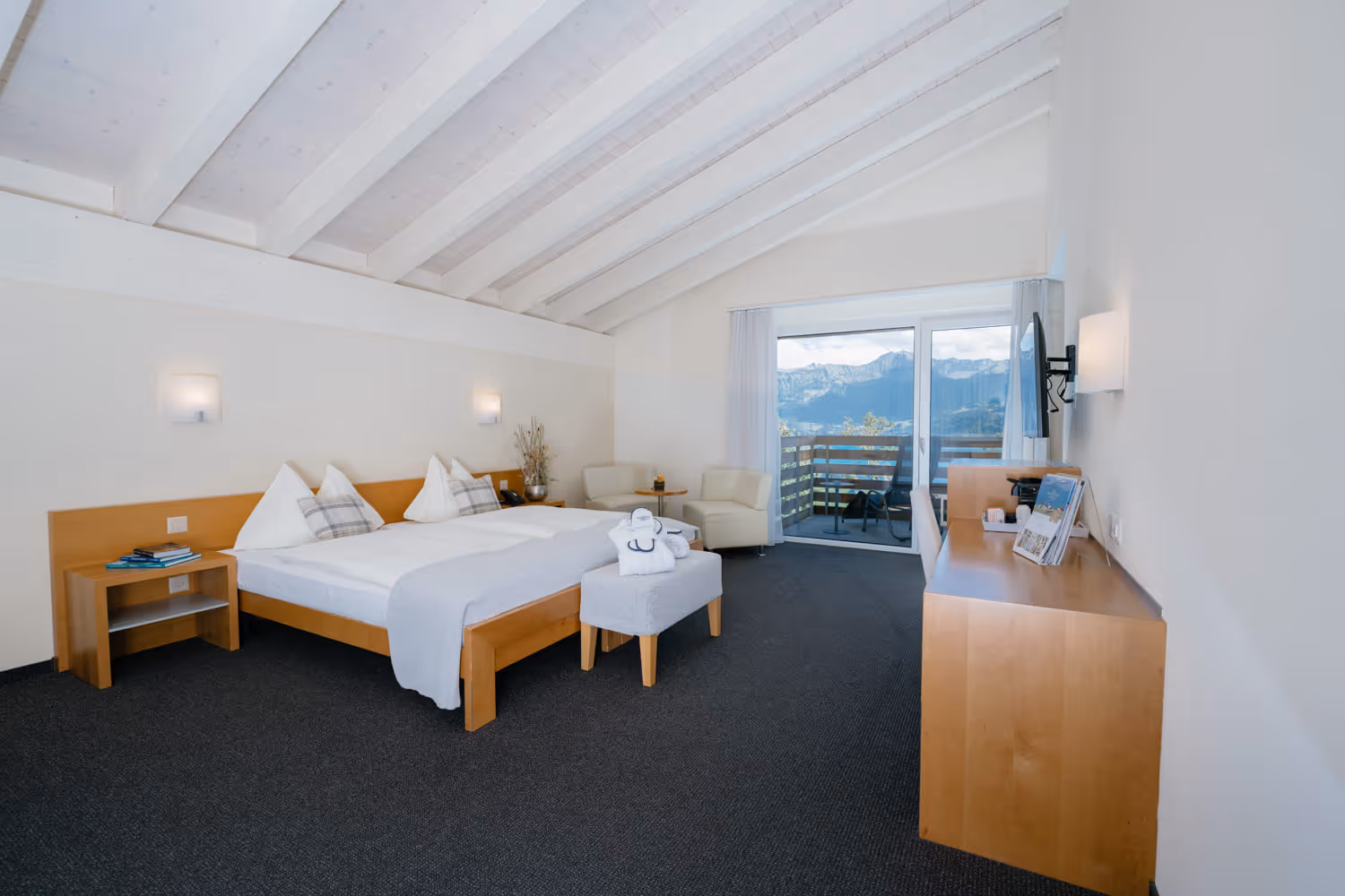 Suite junior avec vue sur le lac dans la maison panoramique