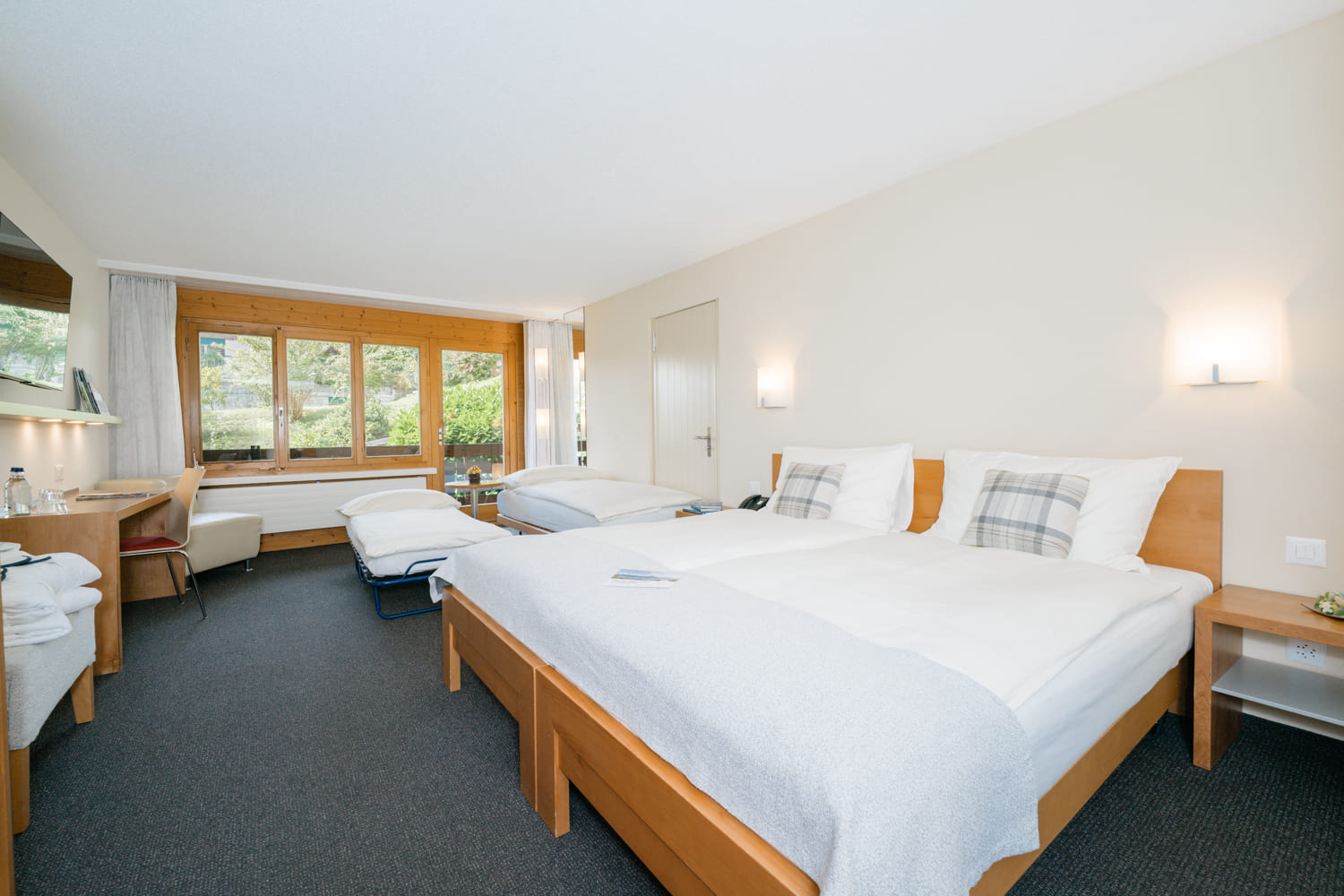 Familienzimmer mit Dorfsicht