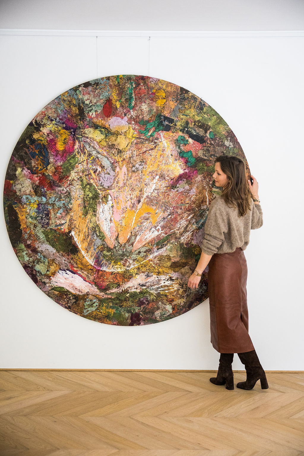 Large abstract contemporary artwork made of burnt collage on acrylic on canvas by artist Jean Boghossian. Jean Boghossian is a belgian artist, of Armenian and Lebanese origin, Postwar & Contemporary painter. With his innovative use of fire and burn marks, Jean Boghossian creates abstract artworks that exude a dynamic sense of movement, evoking a powerful sense of transformation and regeneration that resonates with viewers on a visceral level.
Numerous key galleries and museums such as Opera Gallery, Monaco have featured Jean Boghossian's work in the past. Jean Boghossian is born in 1949.