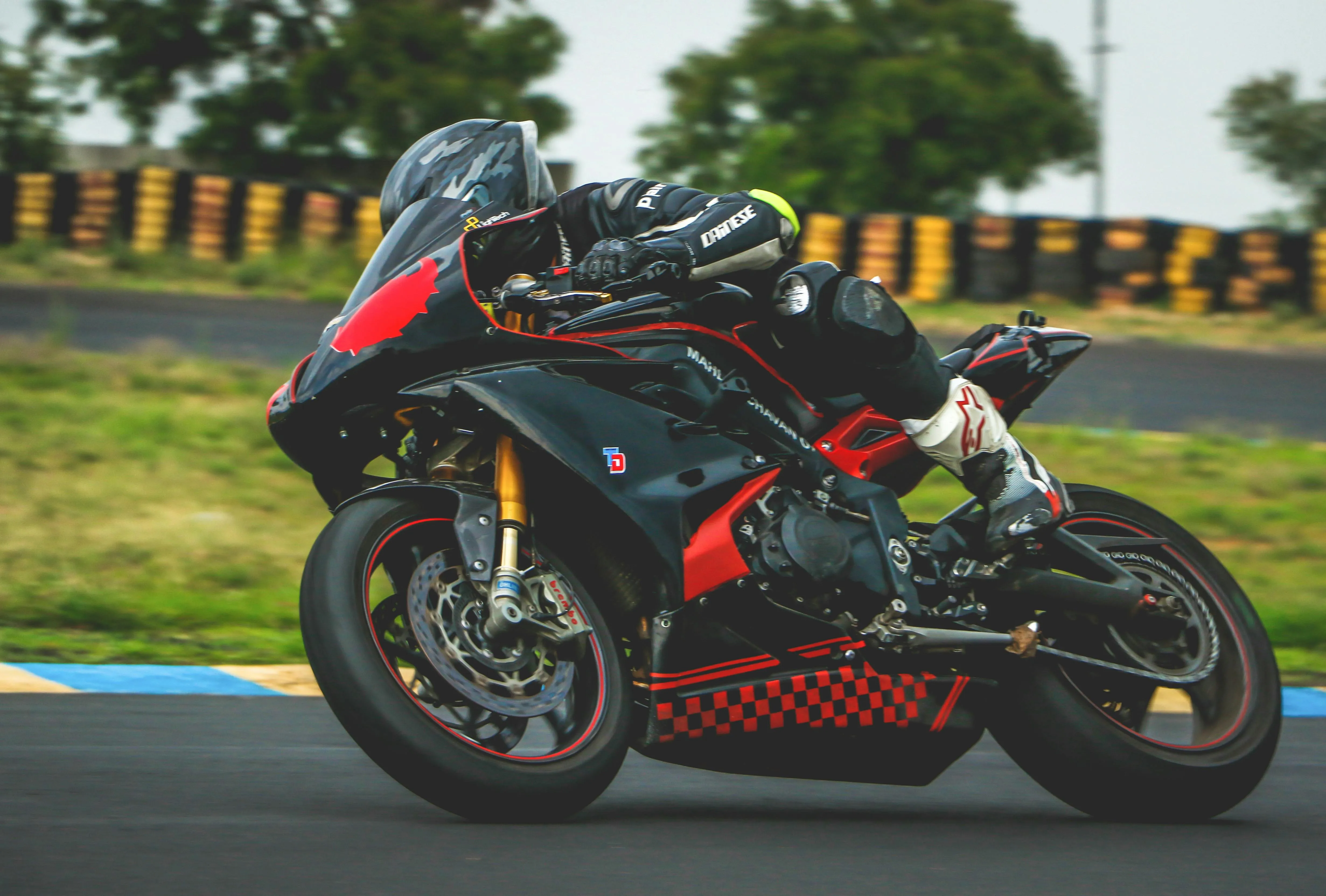 Our exclusive luxury Moto Racing Events ...