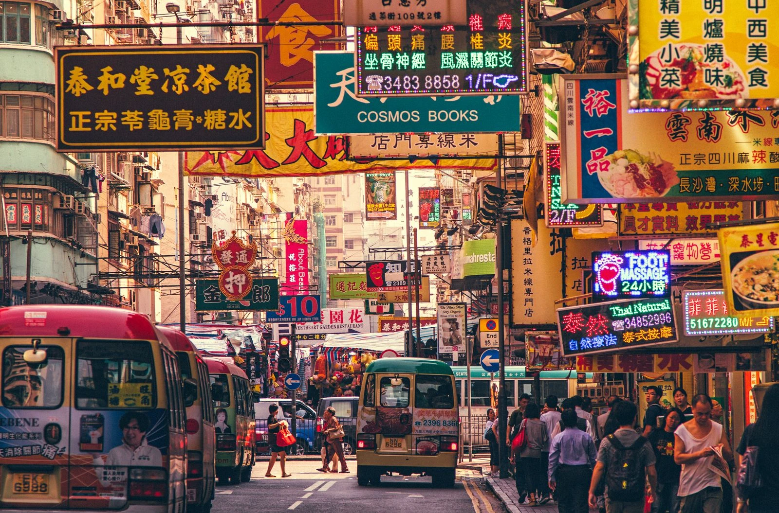 Enjoy a leisurely day in Hong Kong with options tailored to your interests. Explore the city`s vibrant art galleries, visit renowned tailors for custom fittings, or embark on a day trip to nearby islands. Alternatively, relax at the spa and enjoy world-class wellness facilities. In the evening, indulge in Michelin-starred dining or take in the city`s glittering skyline before returning to your luxurious suite.