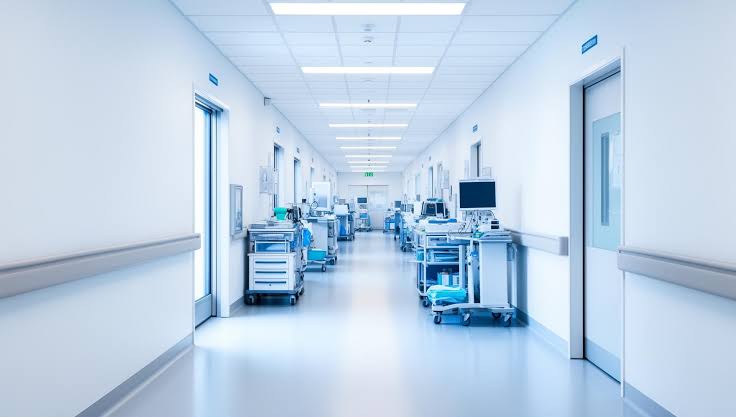 AGIBOT C5 in a hospital