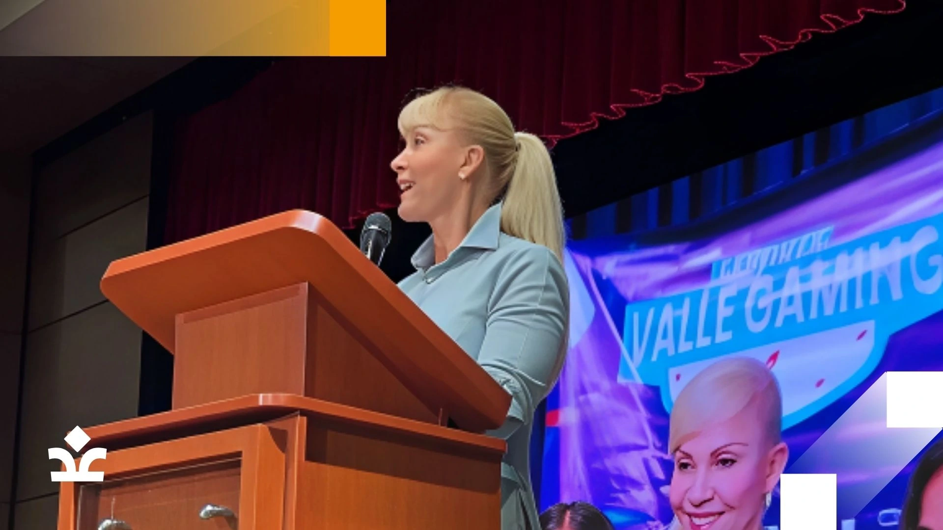 La ceremonia de graduación contó con la presencia de la gobernadora Dilian Francisca Toro 