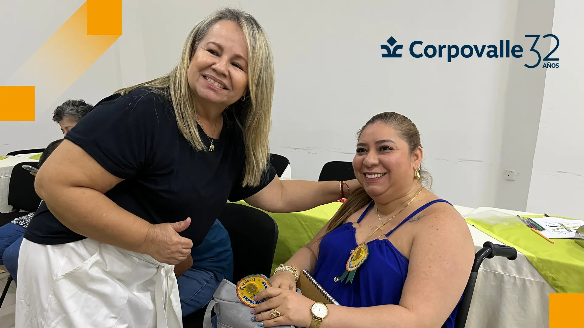 Su enfoque integra el desarrollo de habilidades personales con el acceso a herramientas concretas, permitiendo que los beneficiarios cuenten con oportunidades para desarrollar su proyecto de vida, por medio de la generación de ingresos.