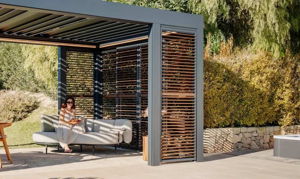 Renson Camargue pergola with adjustable roof blades