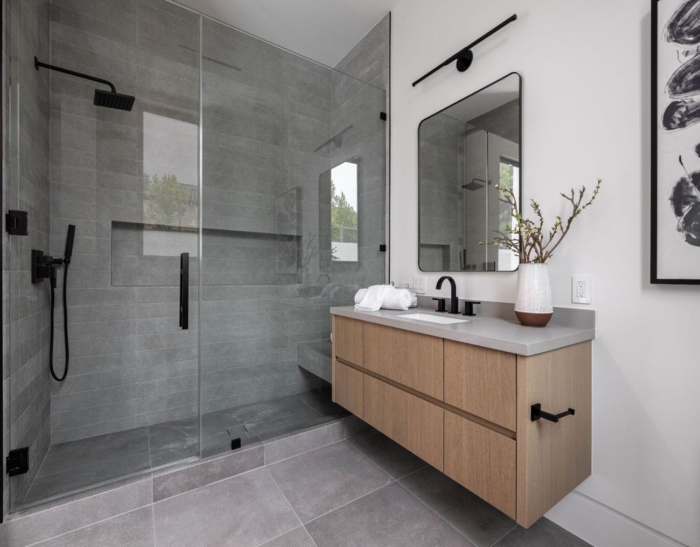 custom bathroom remodeling