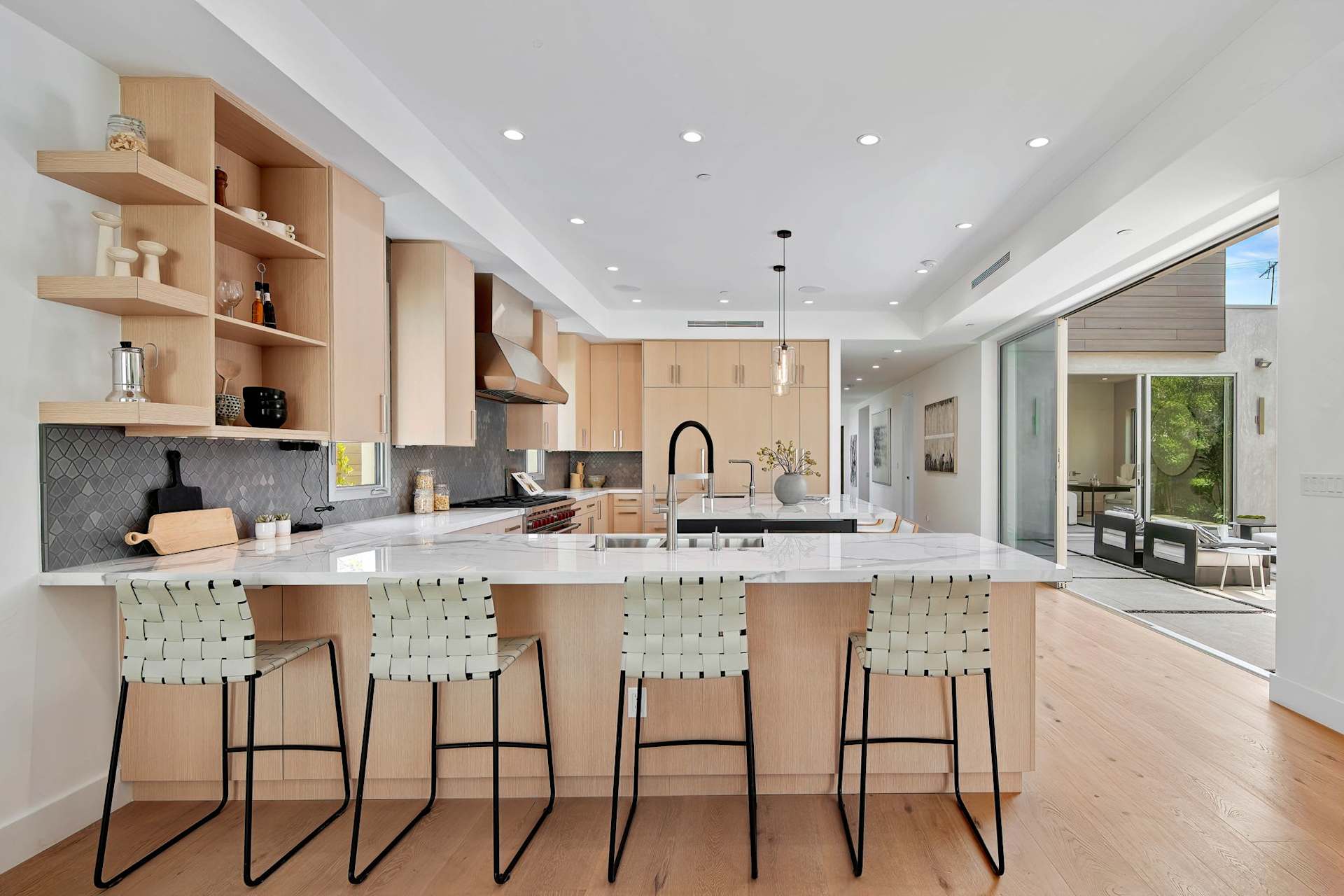 Fairburn Ave, Los Angeles – gallery photo 6