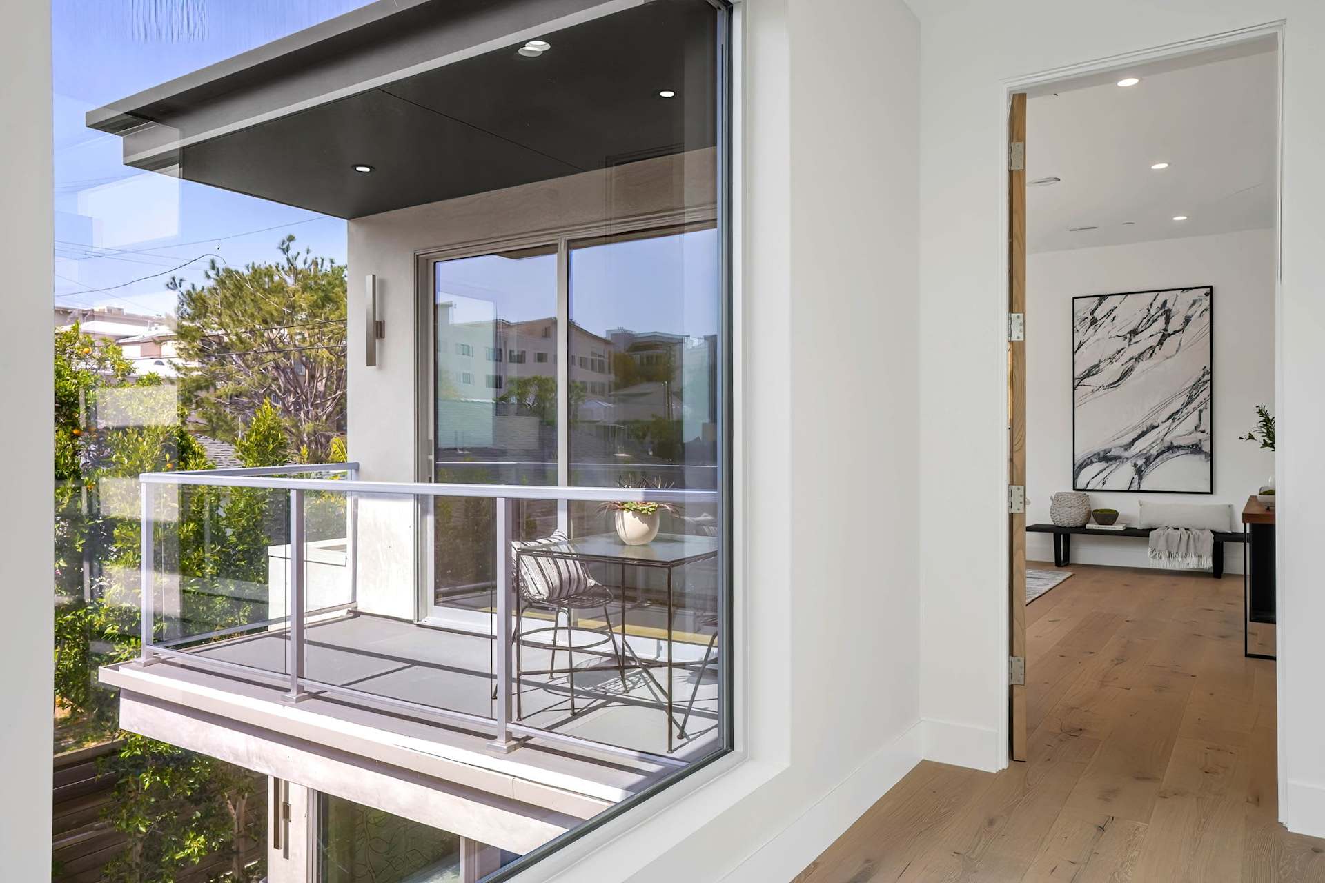 Fairburn Ave, Los Angeles – gallery photo 15