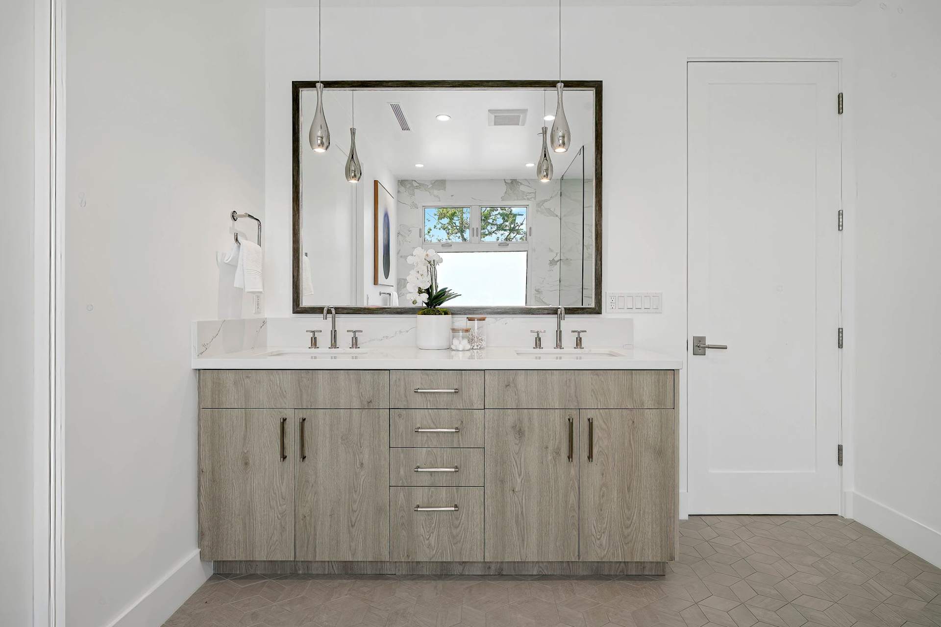 Fairburn Ave, Los Angeles – gallery photo 18