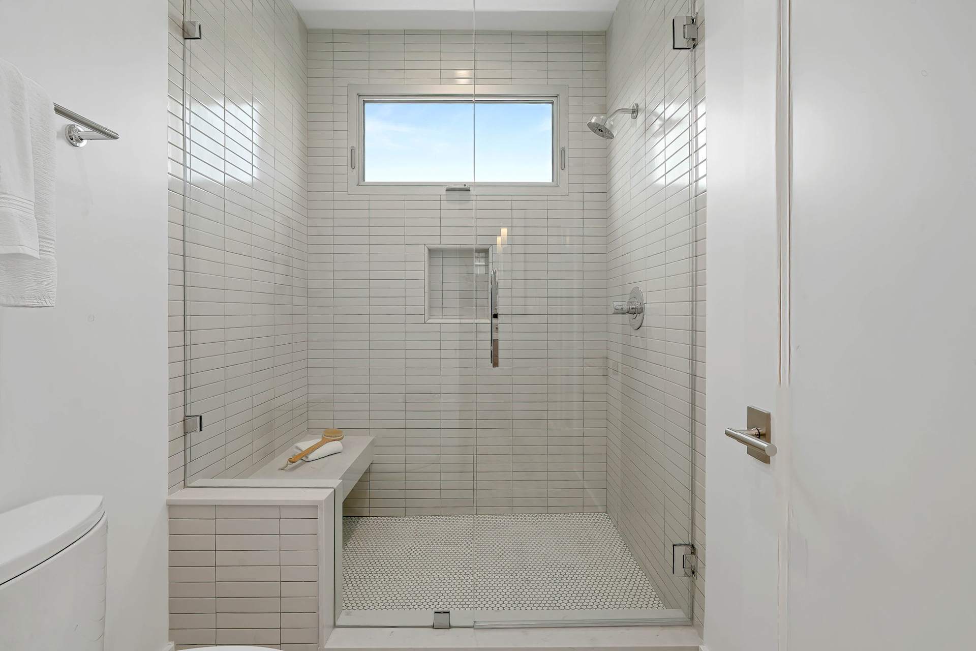 Fairburn Ave, Los Angeles – gallery photo 21