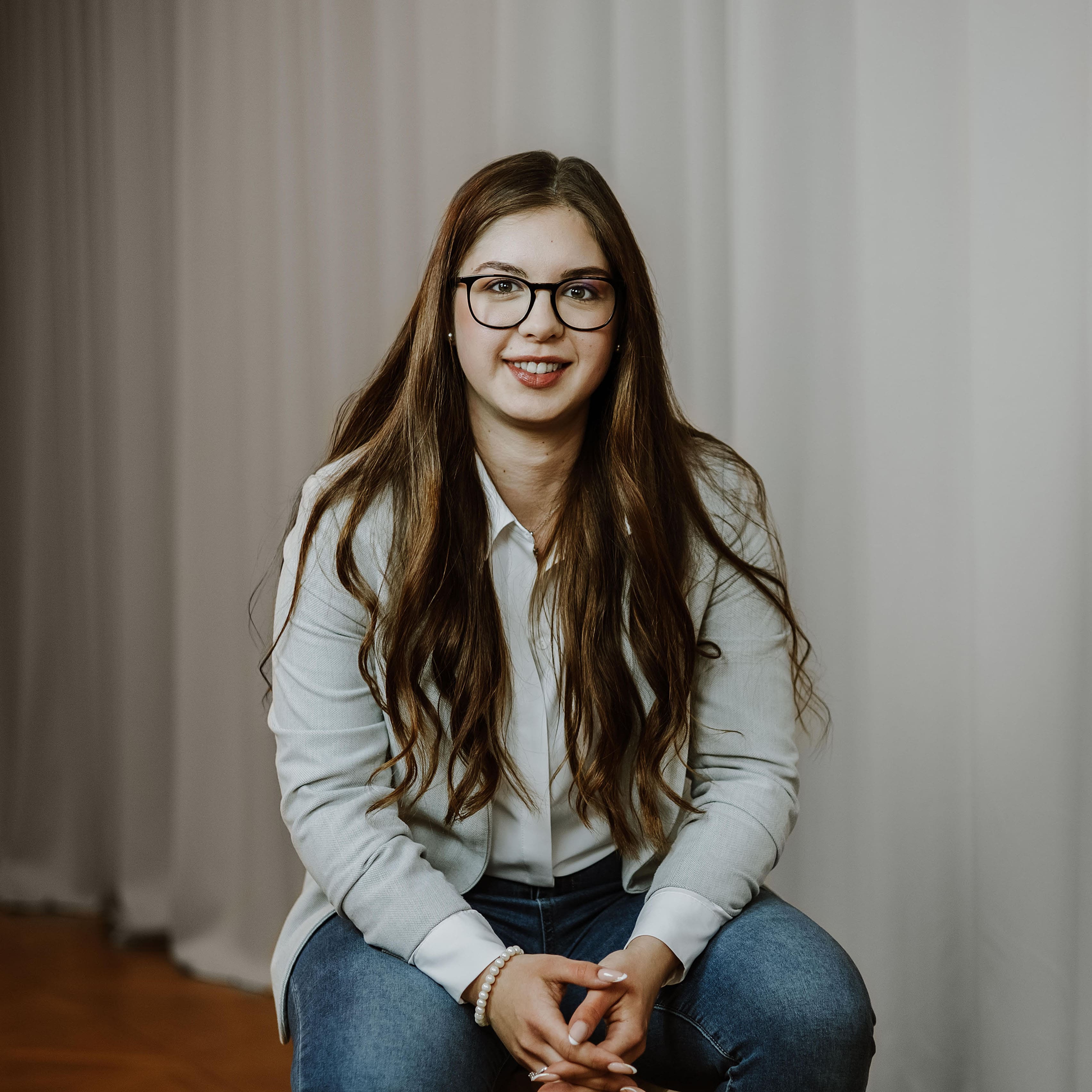Celine Fritzer, Grafikdesignerin bei Immo Hoch²
