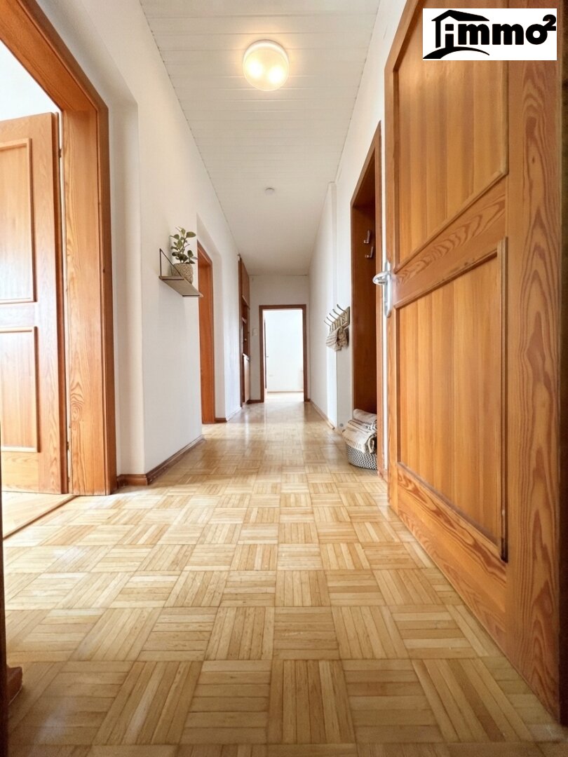 Exklusive 4-Zi-Terrassenwohnung mit Garten, Garage und eigener E-Ladestation in Klagenfurt am Wörthersee zu vermieten!