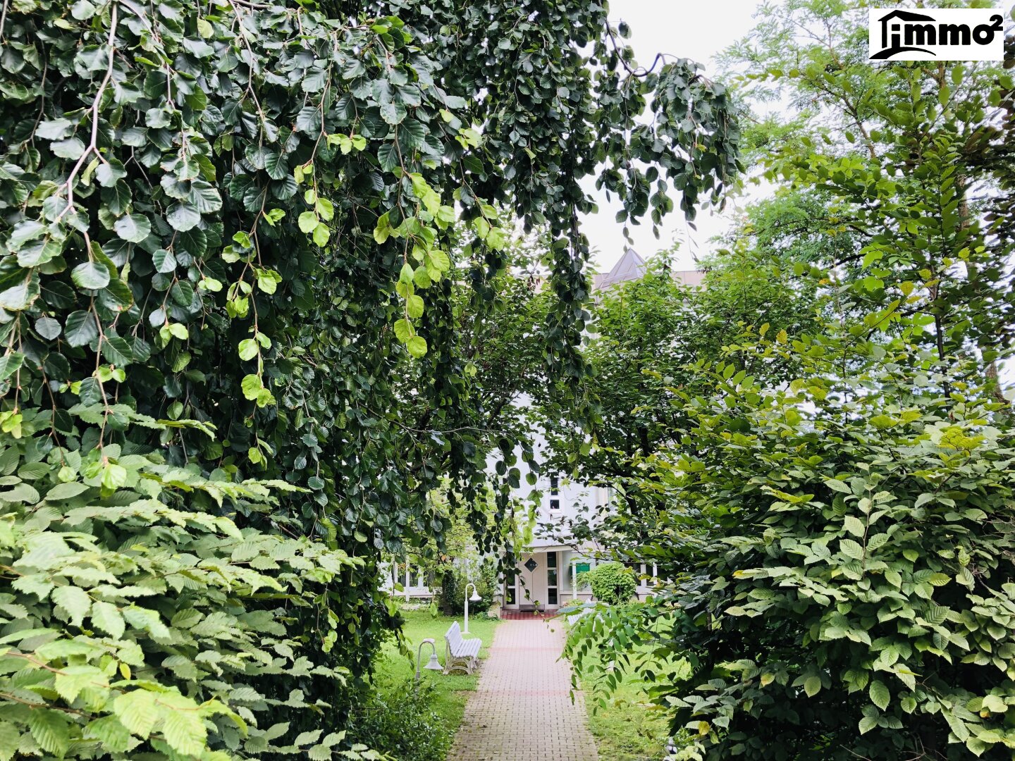 Charmante Kleinwohnung mit traumhaftem Blick auf die Draulände