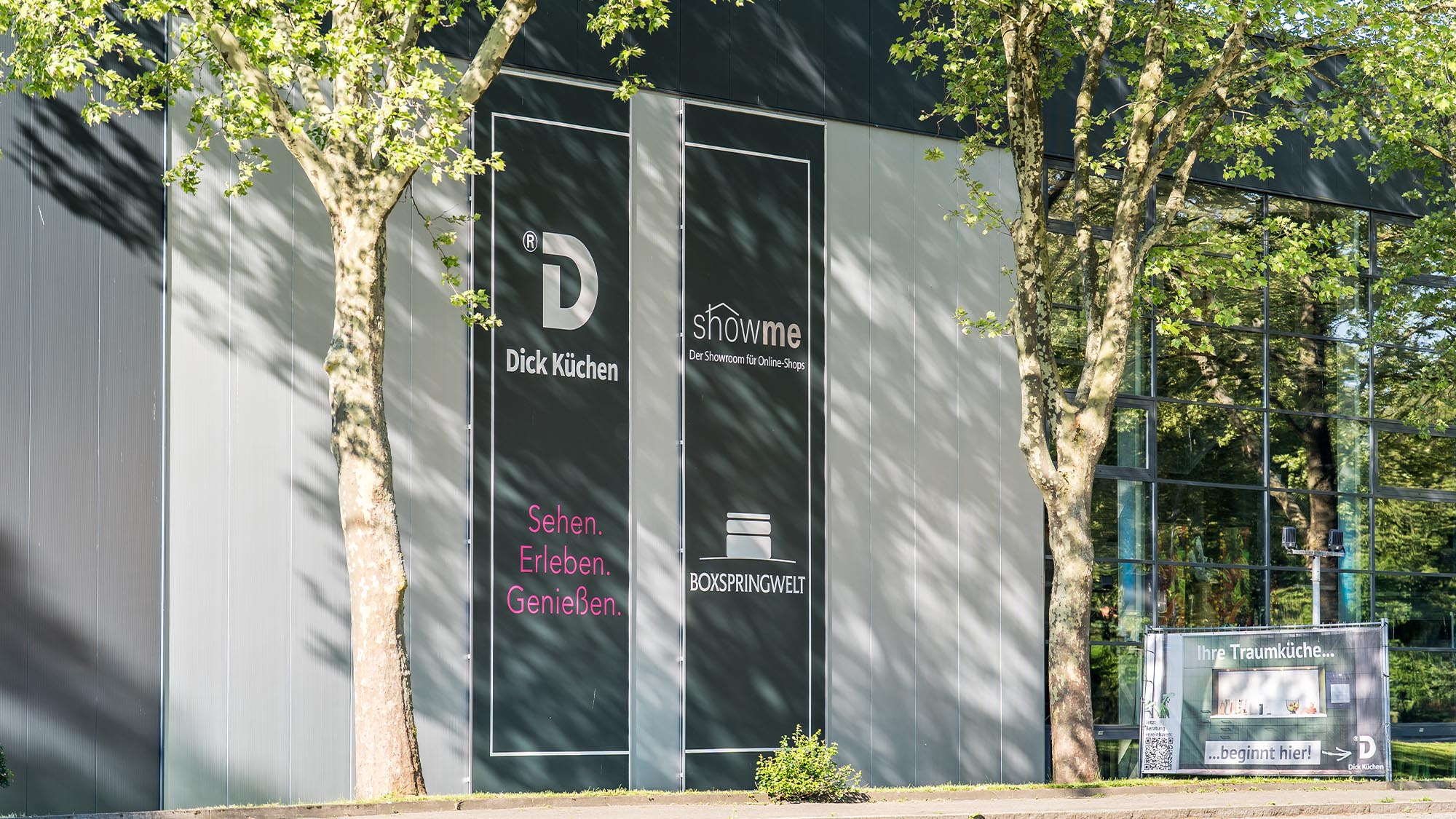 Dick Küchen Plakate Außenfassade
