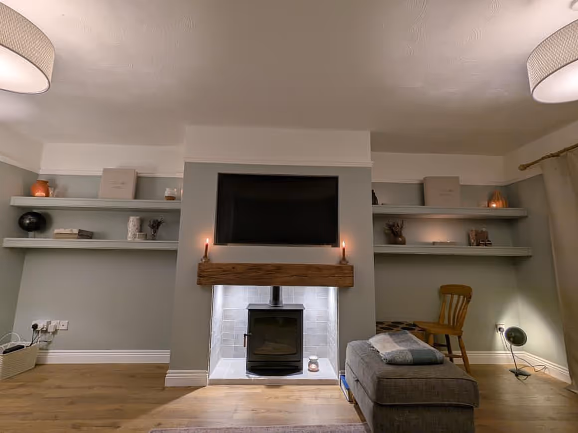 Finished chimney breast 