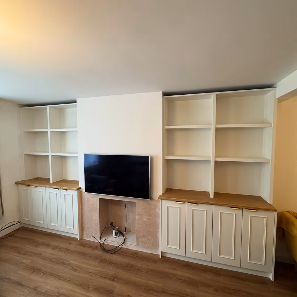 Alcove units and shelving in finished form