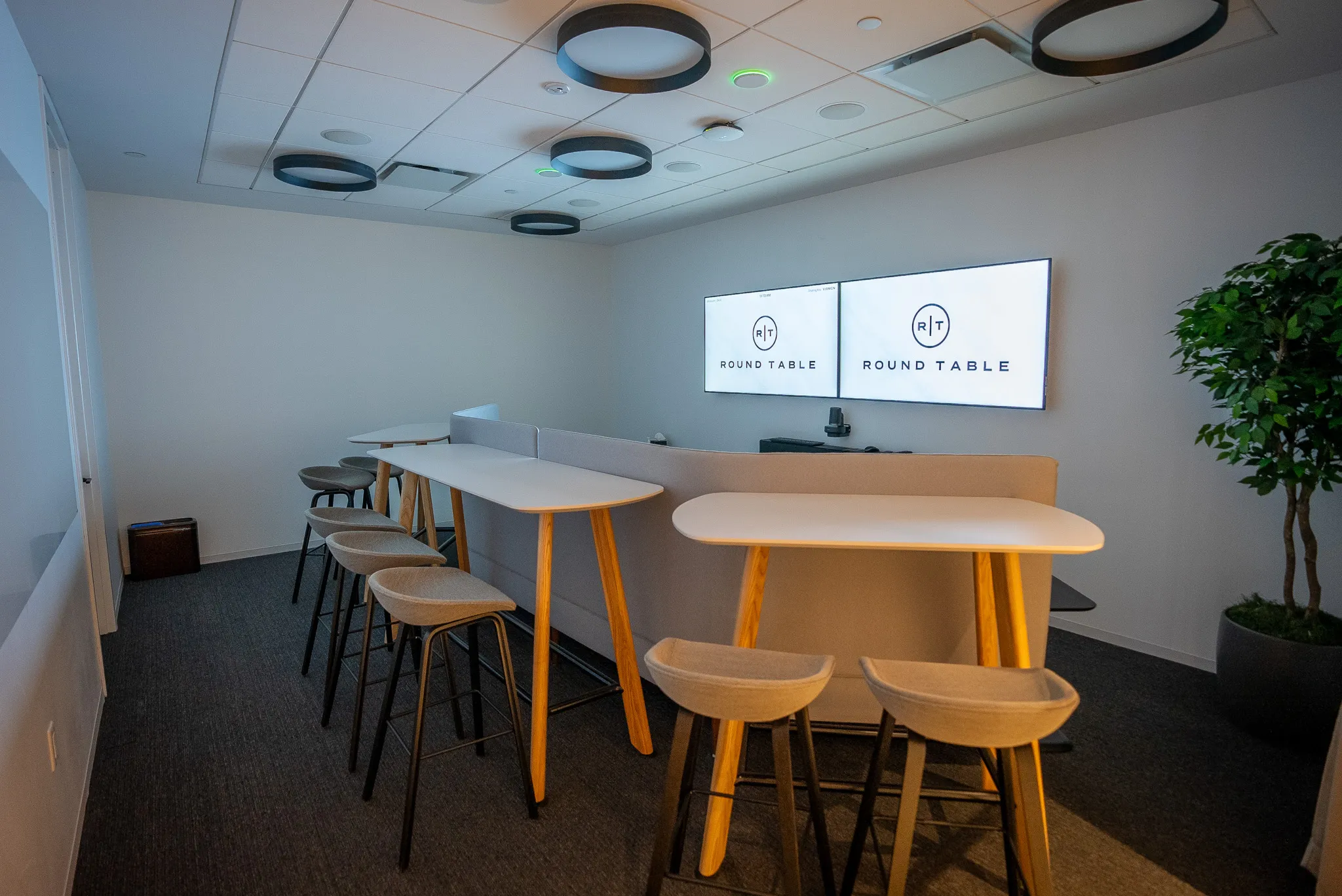 A high end rentable meeting space in Berkeley Heights