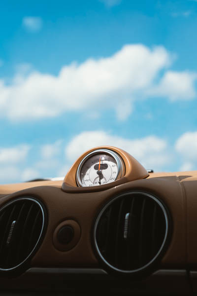 dashboard clock and sky thumbnail