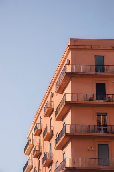 pink building in Sicily thumbnail
