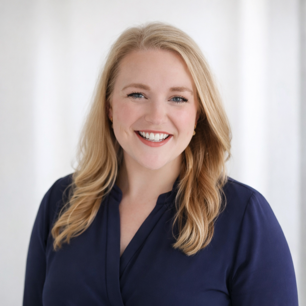 Black and white picture of Alyson Harris