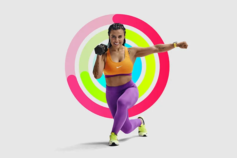 A person in sportswear with a smartwatch, running in front of colorful circular patterns.