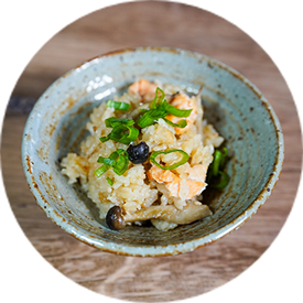 Beautifully arranged platter of fresh meat of wagyu-chunk