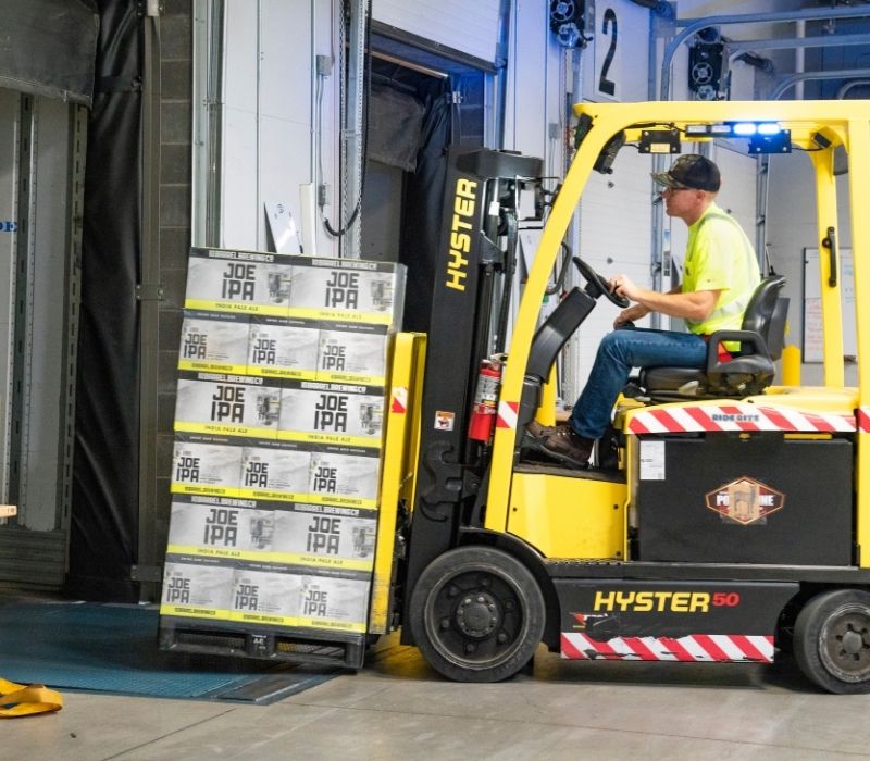 Renta y venta de montacargas diésel en Monterrey Industrial Basanlo