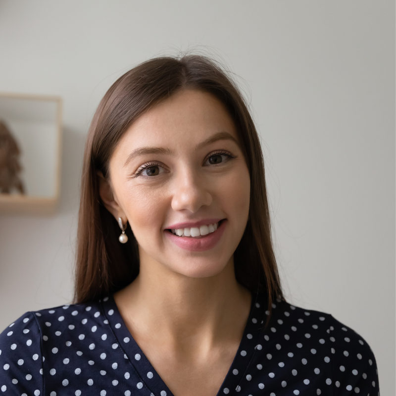 Lorena C., Directora de Proyectos, cliente de renta de plataforma Genie Z45 en Monterrey