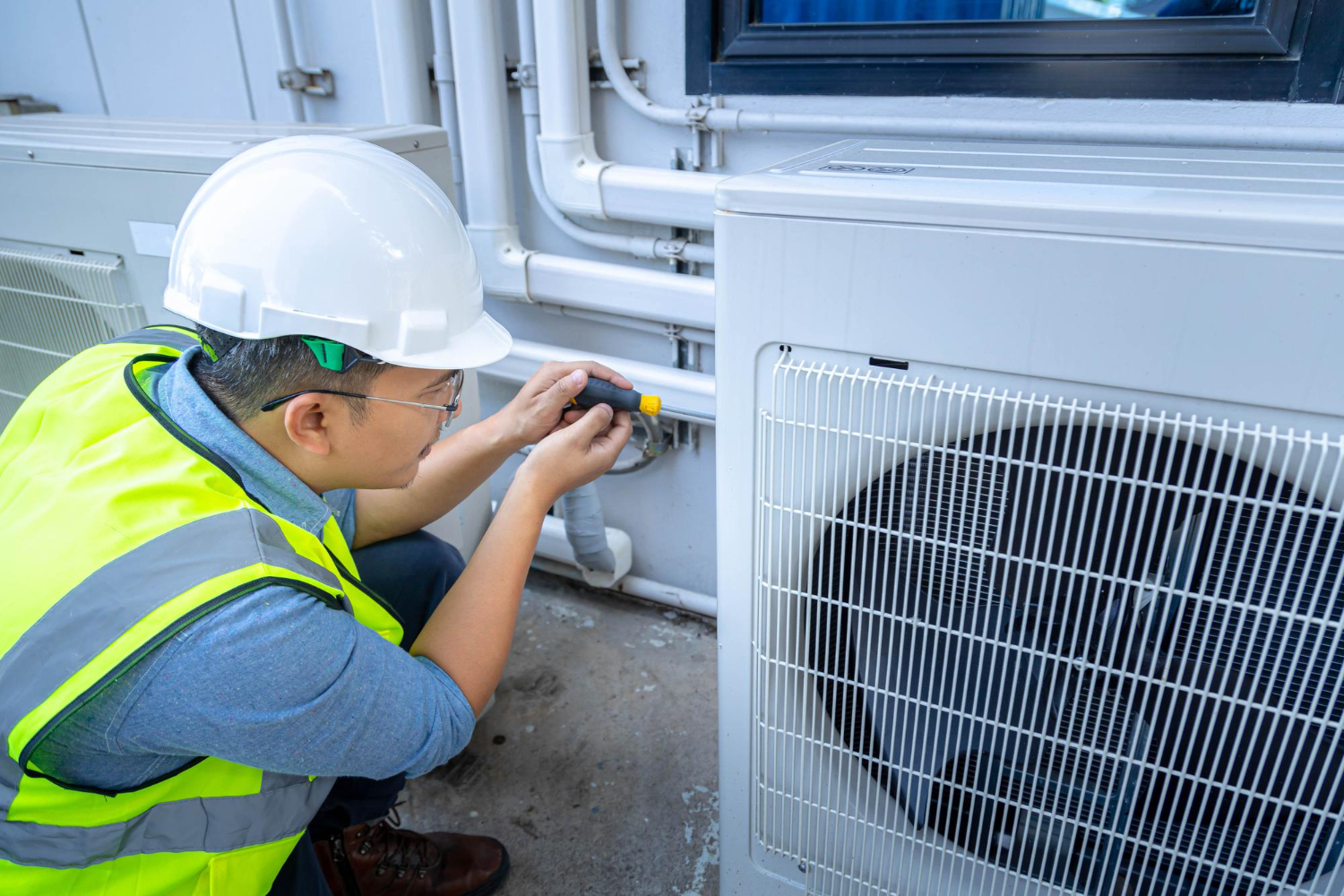 What's Causing Your AC To Trip The Circuit Breaker In New Market?