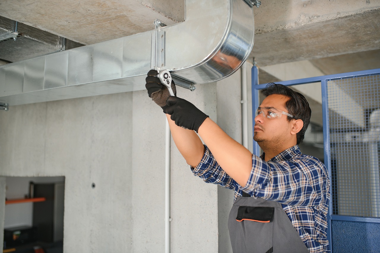 Why Our Technicians Recommend Professional Duct Cleaning