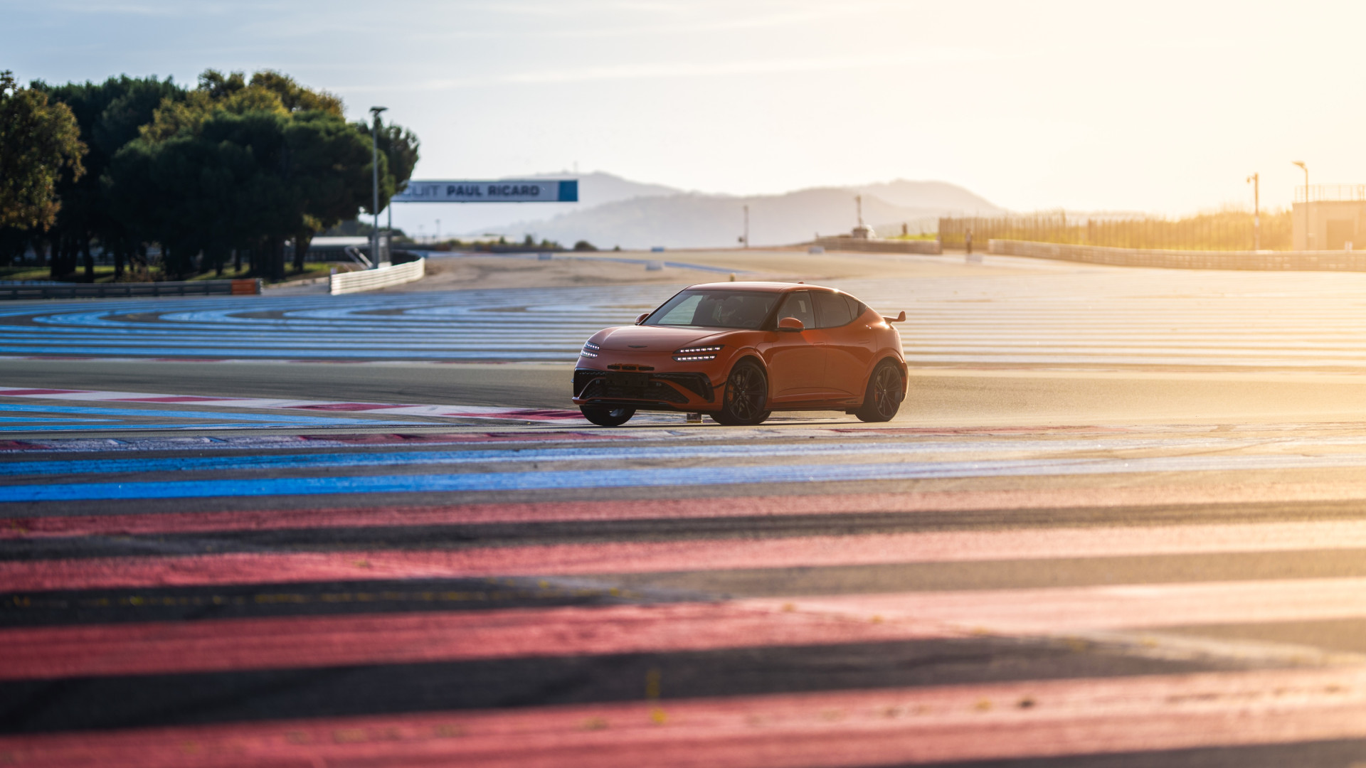 Genesis gv60 magma engine