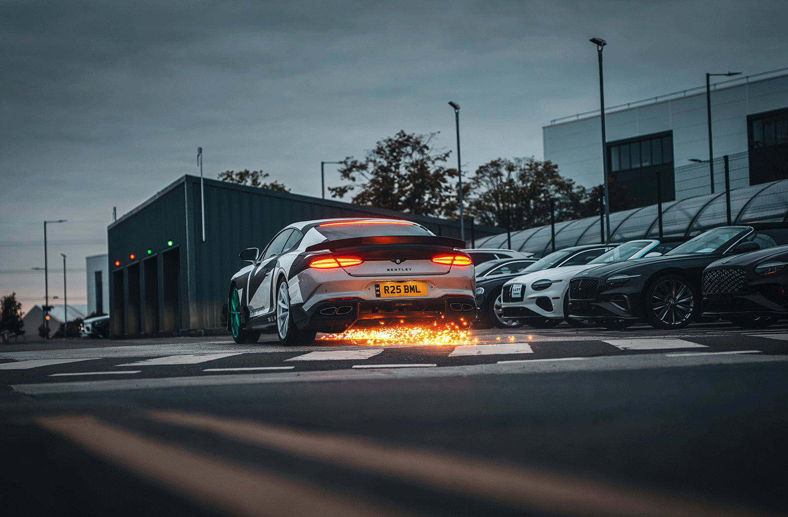 How much does the Bentley Supersports weight?