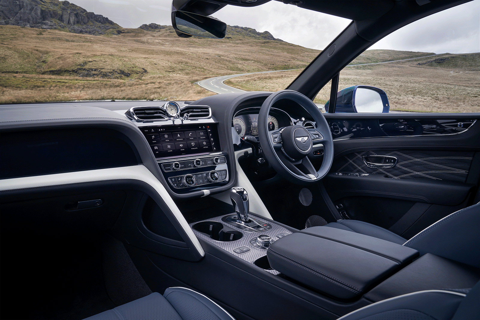 2027 Bentley Bentayga Artenara Edition interior