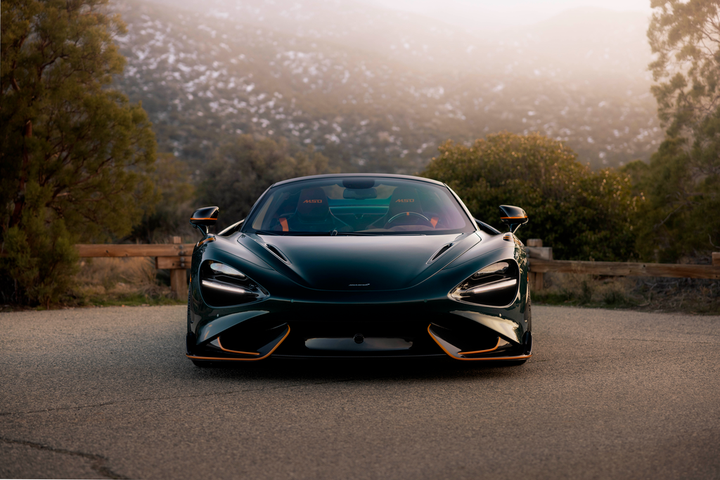 mclaren connected infotainment system