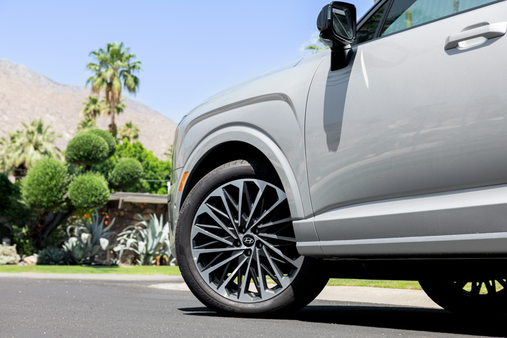 safest cars for teens | Photo credit: indiGO Auto Group