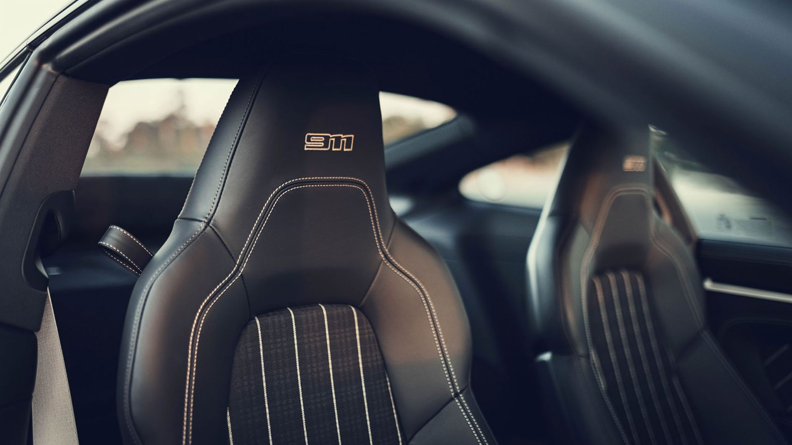 2027 Porsche 911 Carrera S MT Package  interior