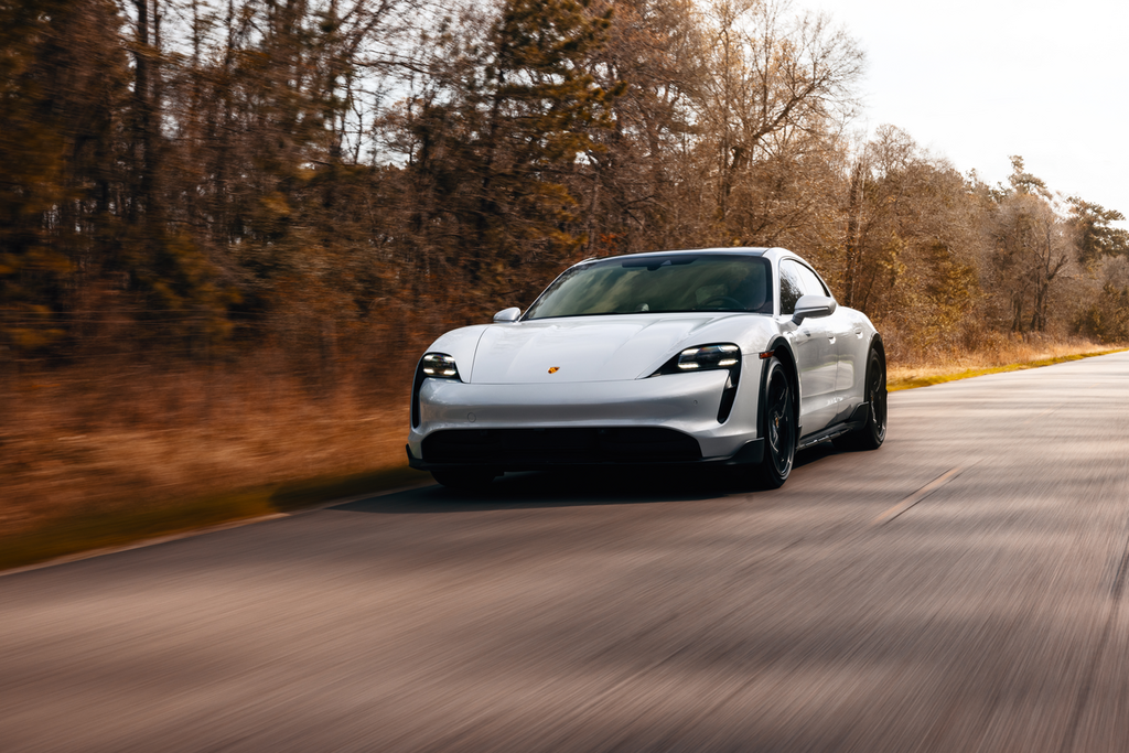 Leasing vs financing a porsche cost