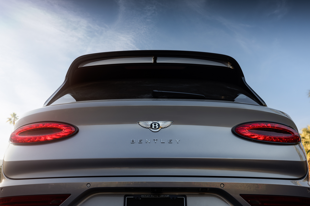 Bentley Bentayga vs Bentayga EWB