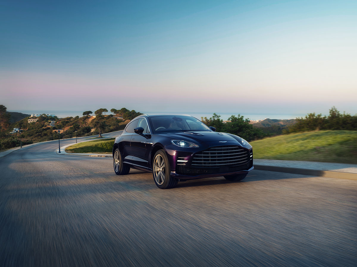 2027 Aston Martin DBX GT specs
