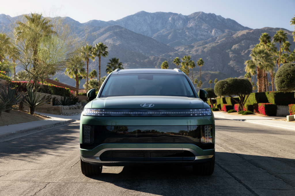 Hyundai IONIQ 9 three-row EV SUV