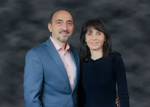 100° Dental Center Dentists