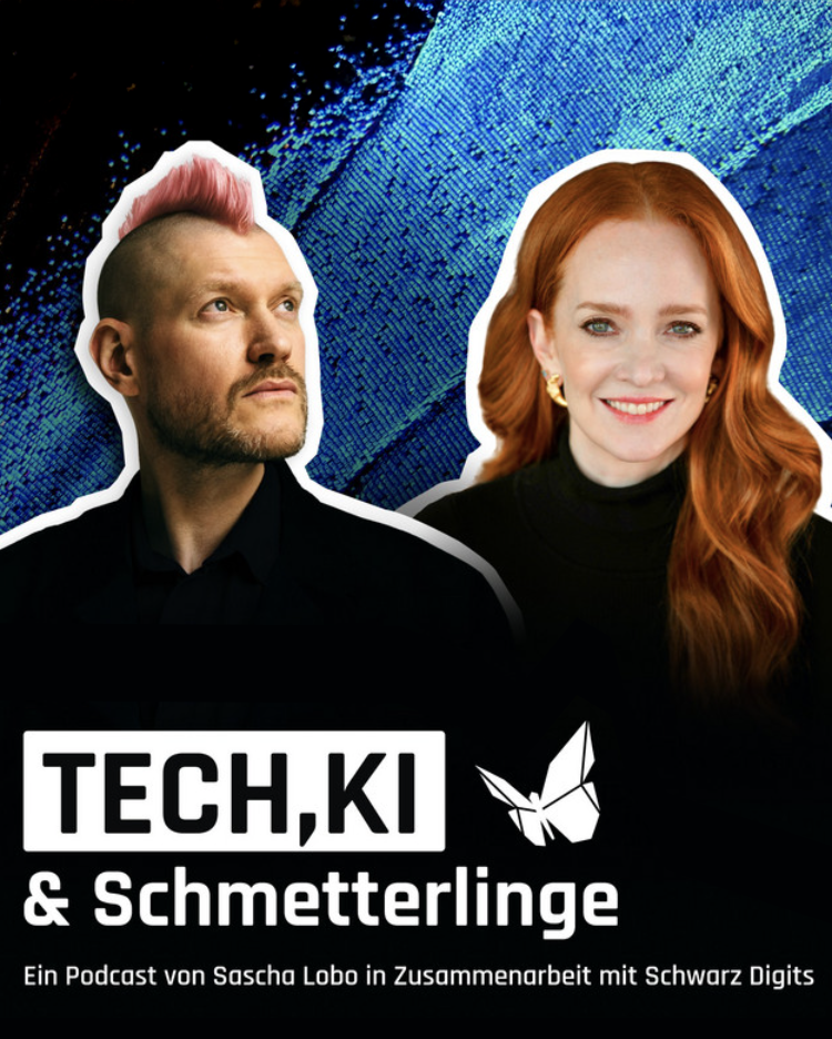 Elisabeth L'Orange Impression on Stage for HSK