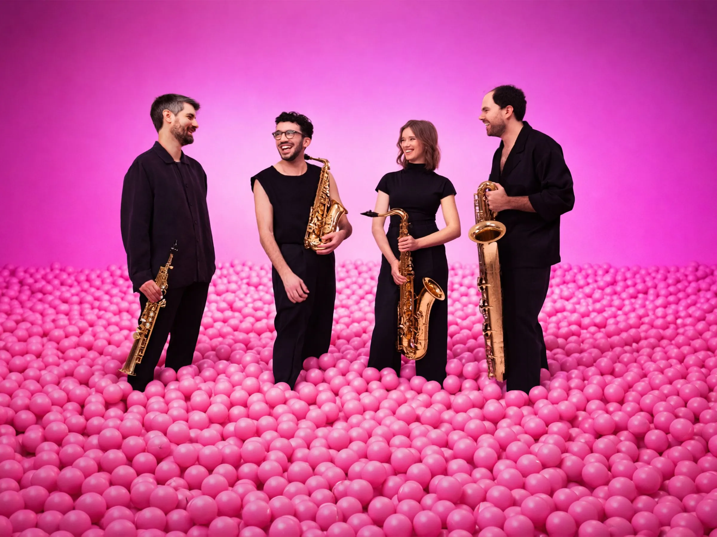 Arcis Saxophon Quartett: Quirky Nightclub Chronicles