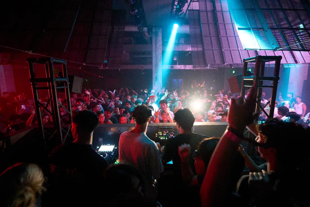 DJ Night — Marie Vaunt