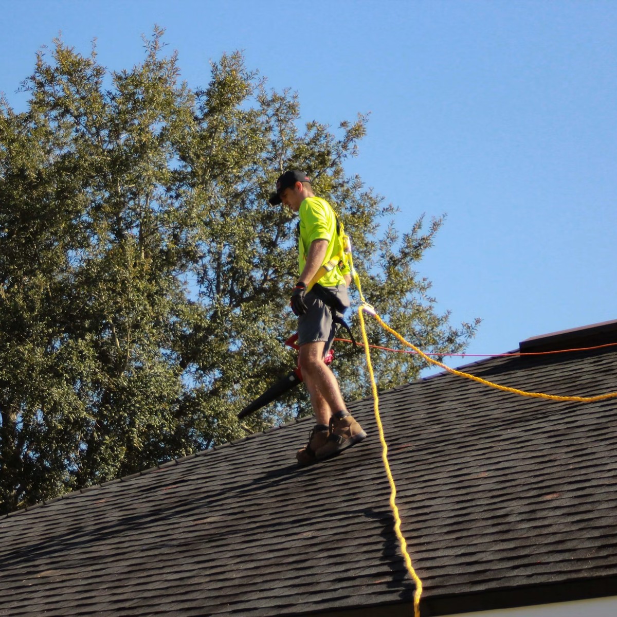 Commercial roofing crew installing a roof system for commercial roofing in Mesa
