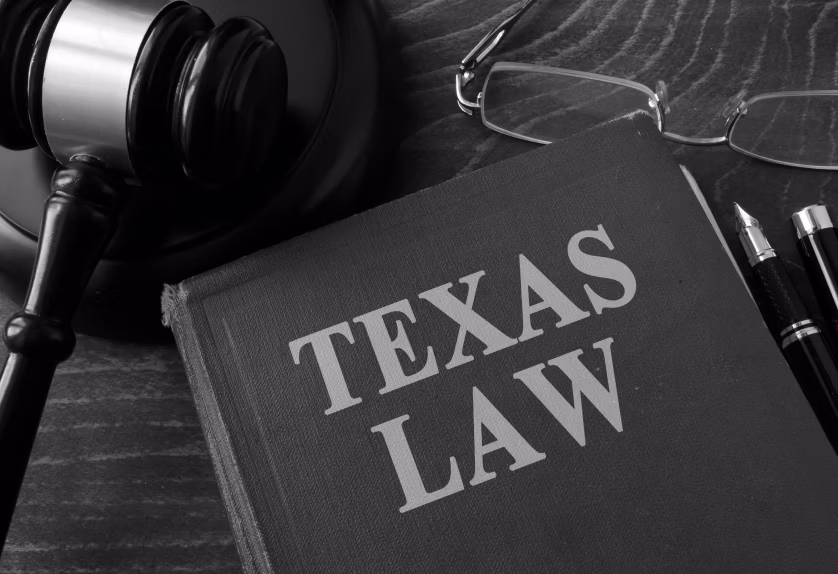 How Much Should I Charge as a Lawyer in Texas?