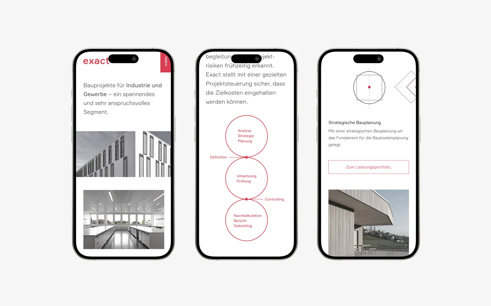 Drei Smartphones zeigen das responsive Design von der exact Website