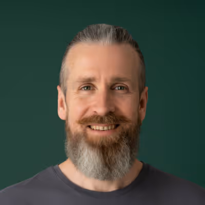 Sergey Osipov – Chief Strategy Officer & Founder at Placy – Professional Business Headshot